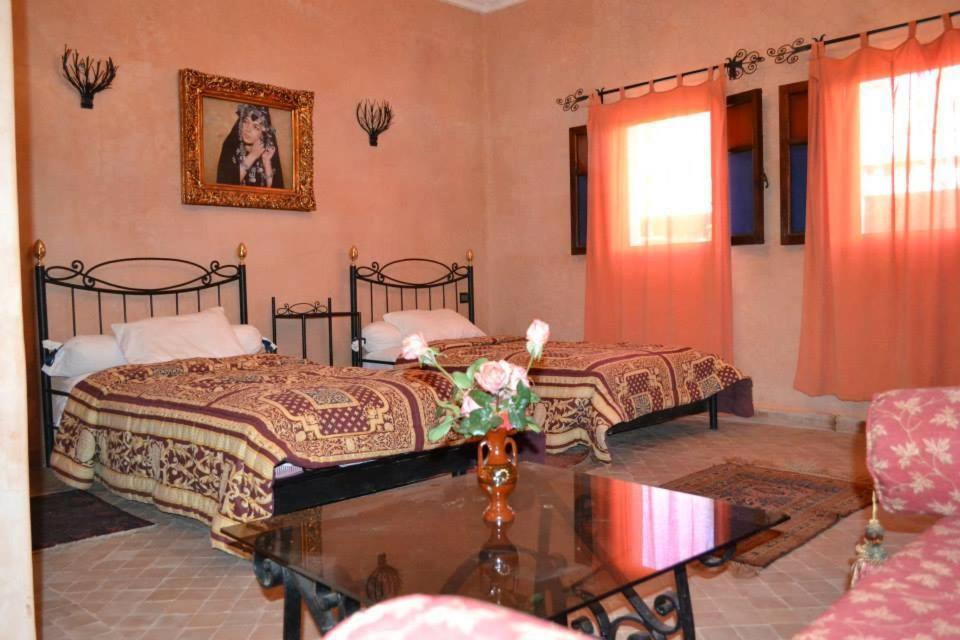 Hotel Riad L' Arganier D' Or Aït el Rhazi Exterior photo